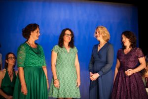 Angels zingt Den Som Frisker